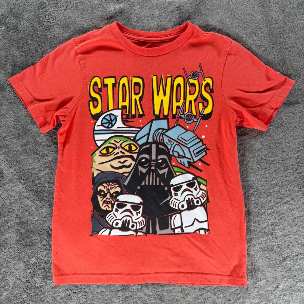 Disney Store Star Wars Graphic Red Darth Vader Villains Crew Neck Tee